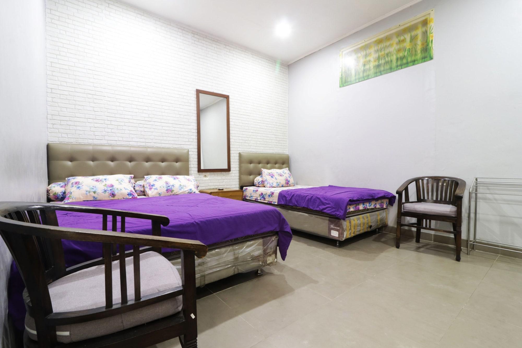 Hotel Alamanda Jakarta Exterior photo